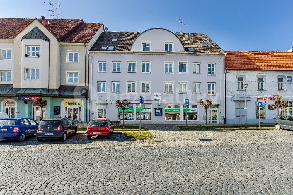 Predaj bytu 1-izbový 40 m², Náměstí míru, Protivín, Jihočeský kraj Predaj bytu 1-izbový 40 m², Náměstí míru, Protivín, Jihočeský kraj