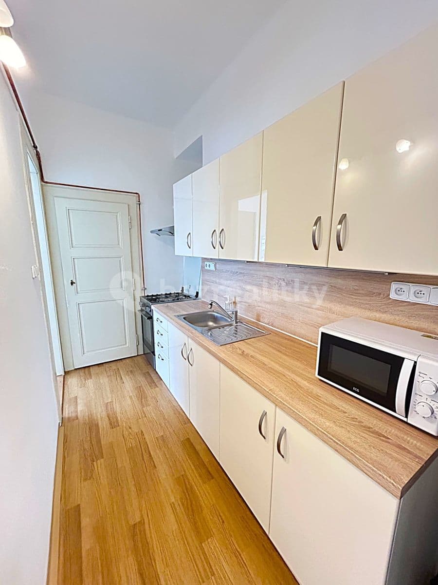 Prenájom bytu 2-izbový 52 m², Čajkovského, Praha, Praha Prenájom bytu 2-izbový 52 m², Čajkovského, Praha, Praha