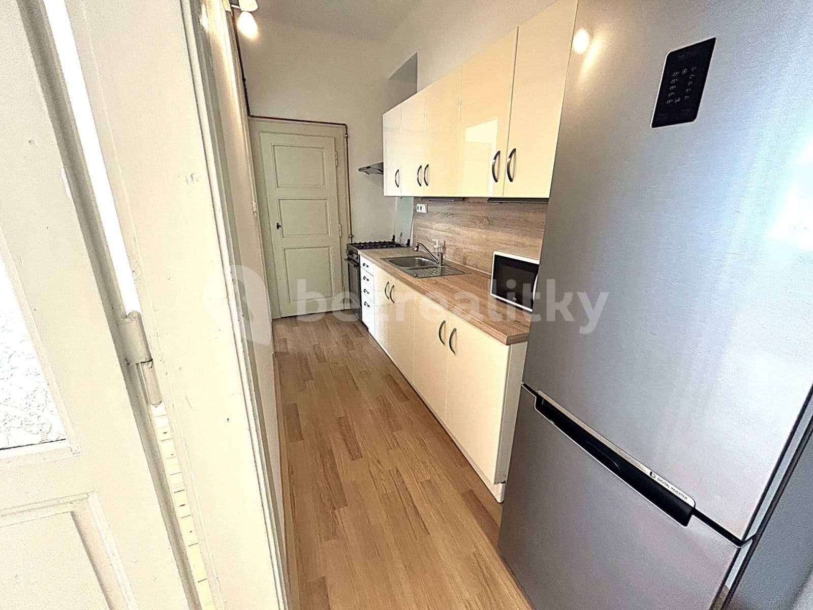 Prenájom bytu 2-izbový 52 m², Čajkovského, Praha, Praha Prenájom bytu 2-izbový 52 m², Čajkovského, Praha, Praha