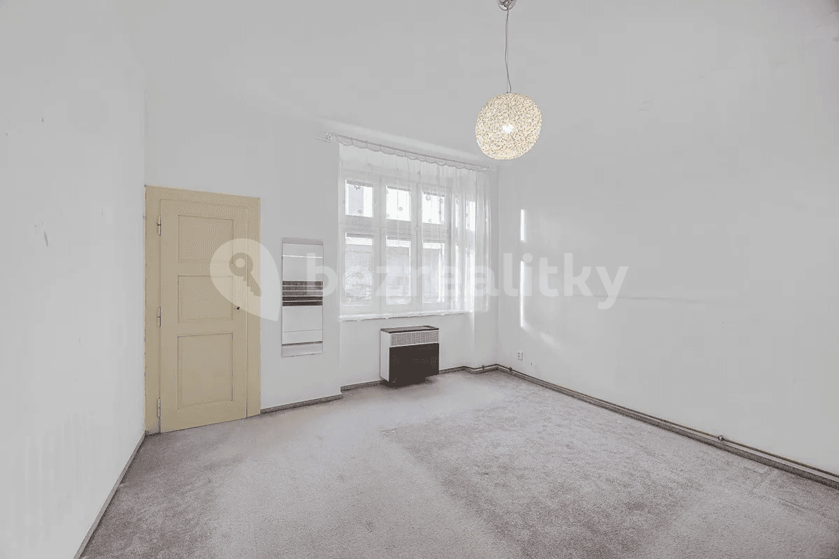 Prenájom bytu 2-izbový 52 m², Čajkovského, Praha, Praha Prenájom bytu 2-izbový 52 m², Čajkovského, Praha, Praha