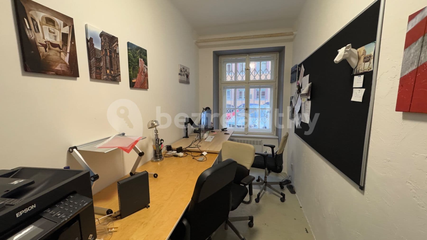 Prenájom nebytového priestoru 55 m², Šimáčkova, Praha, Praha Prenájom nebytového priestoru 55 m², Šimáčkova, Praha, Praha