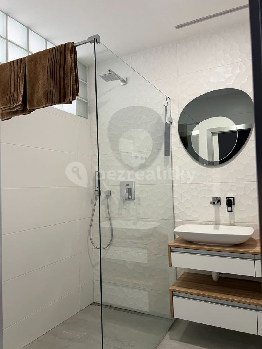 Prenájom bytu 2-izbový 66 m², Botanická, Brno, Jihomoravský kraj Prenájom bytu 2-izbový 66 m², Botanická, Brno, Jihomoravský kraj