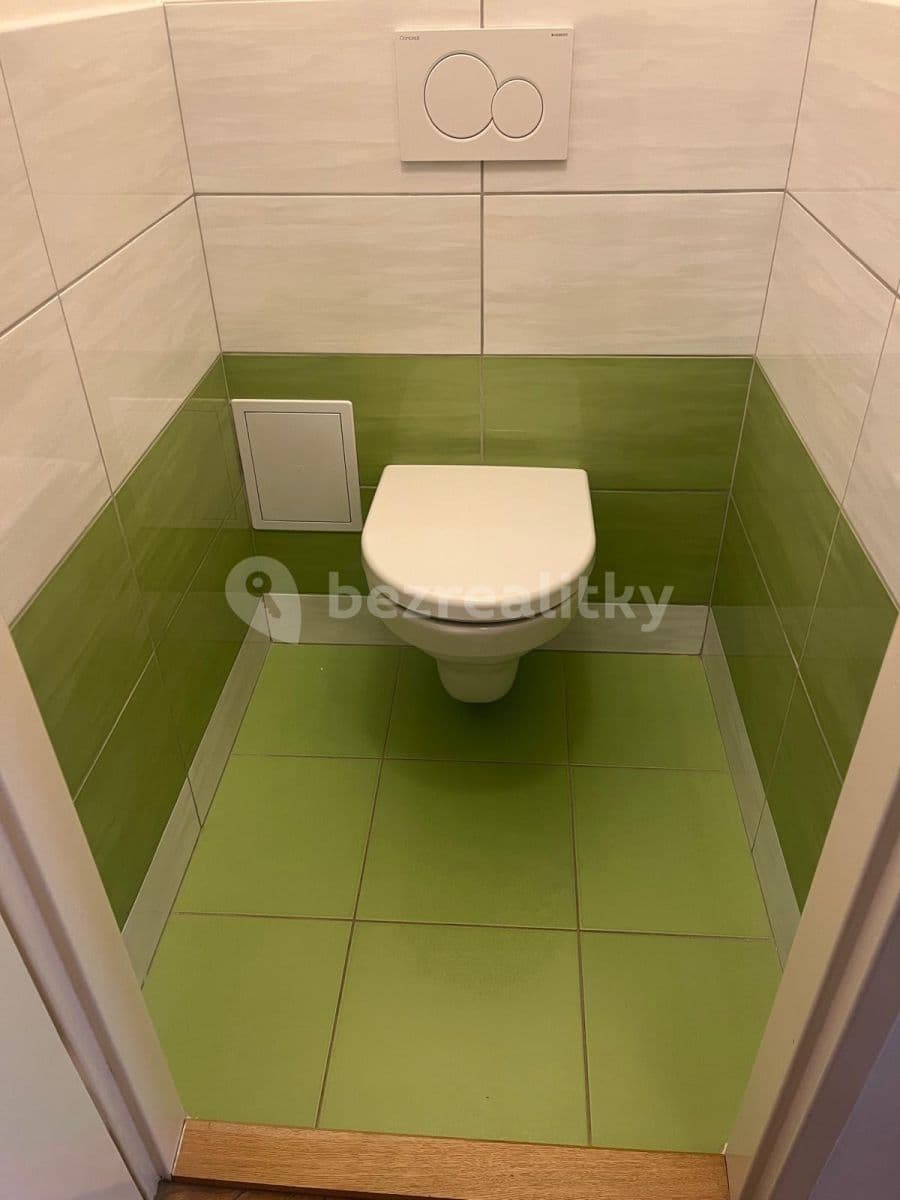 Prenájom bytu 1-izbový 32 m², Donská, Praha, Praha Prenájom bytu 1-izbový 32 m², Donská, Praha, Praha