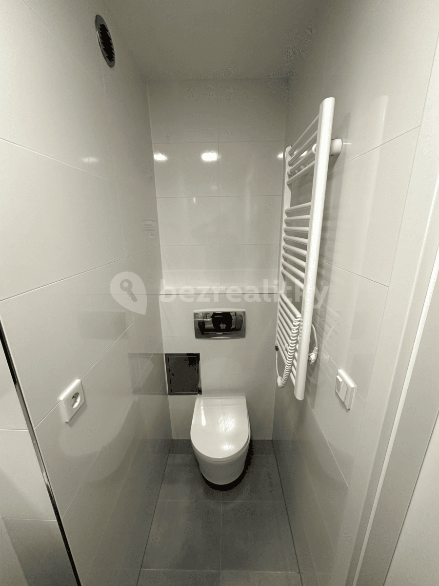 Prenájom bytu 1-izbový 23 m², Čenětická, Praha, Praha Prenájom bytu 1-izbový 23 m², Čenětická, Praha, Praha