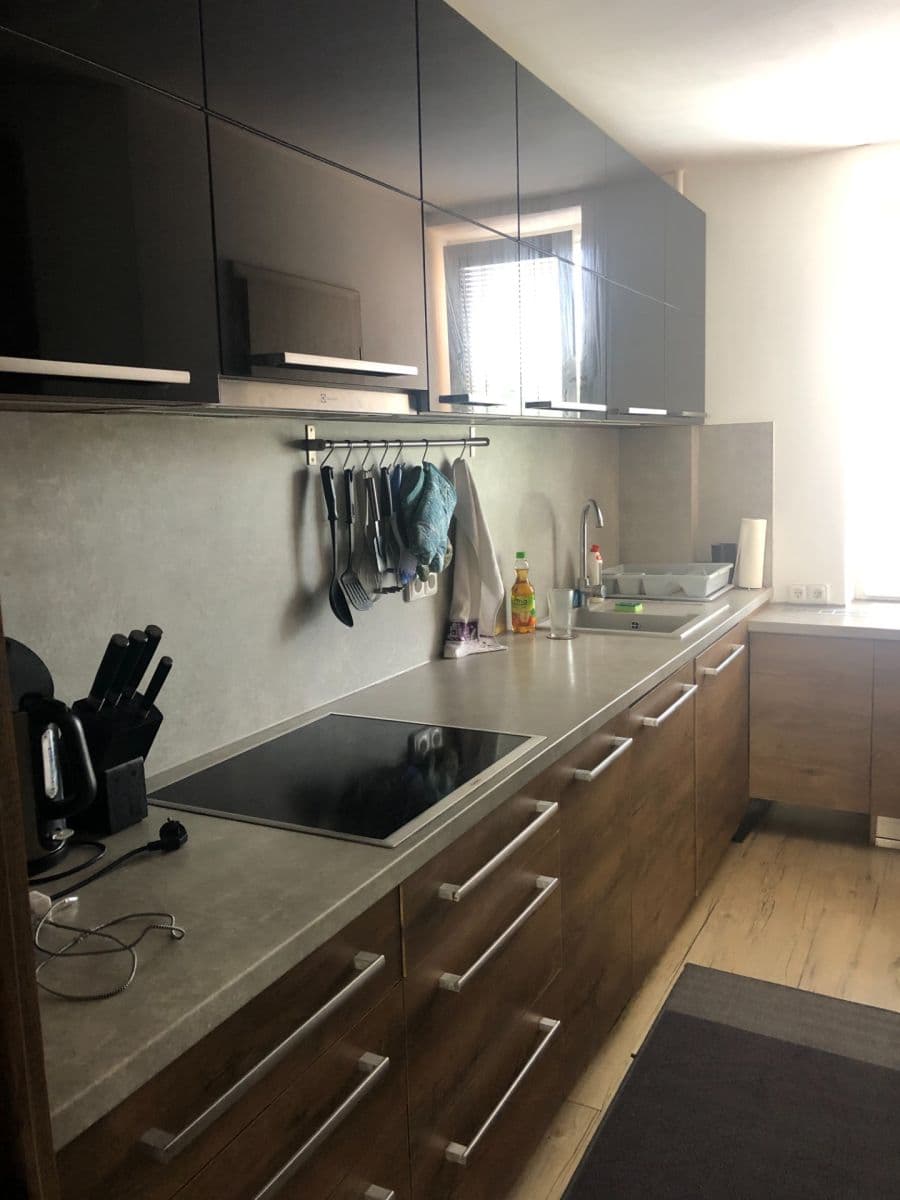 Prenájom bytu 2-izbový 53 m², Macanova, Pardubice, Pardubický kraj Prenájom bytu 2-izbový 53 m², Macanova, Pardubice, Pardubický kraj