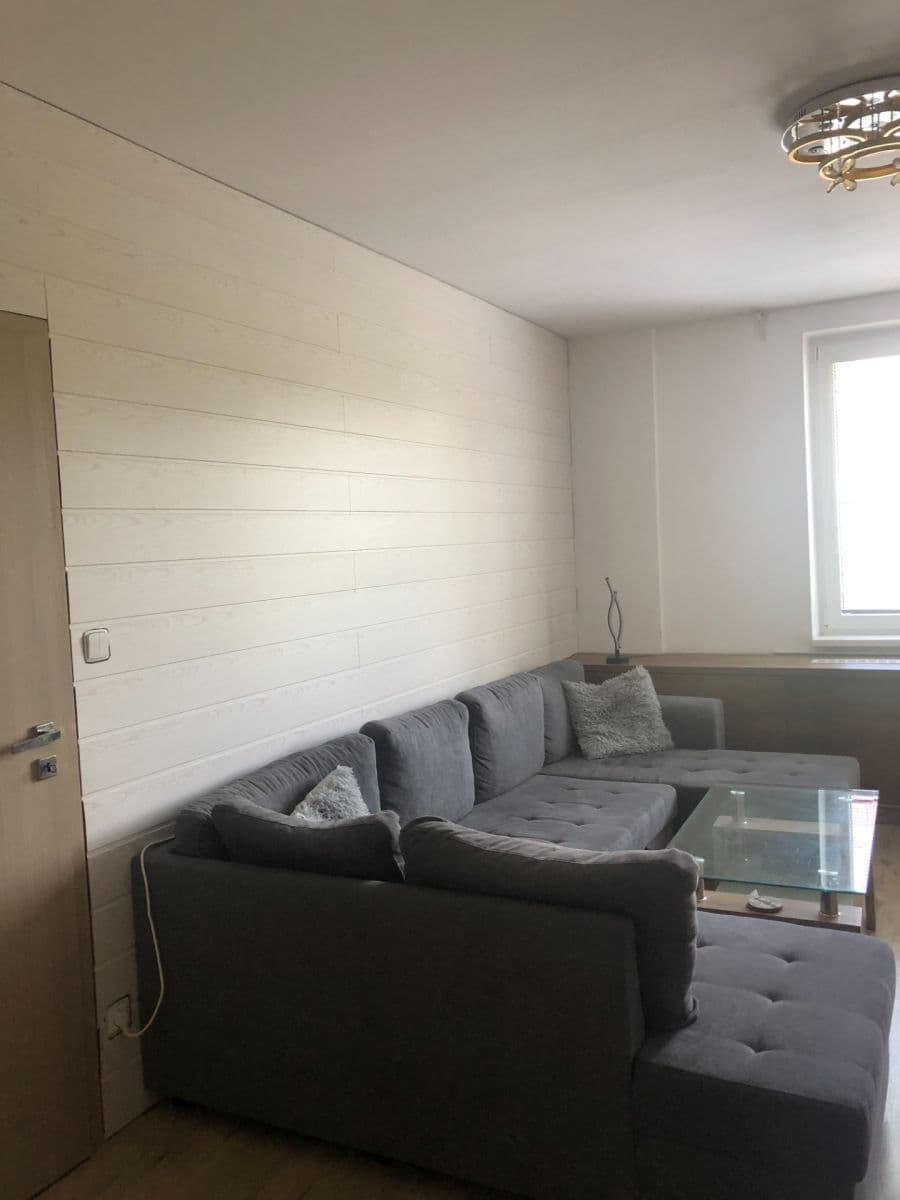 Prenájom bytu 2-izbový 53 m², Macanova, Pardubice, Pardubický kraj Prenájom bytu 2-izbový 53 m², Macanova, Pardubice, Pardubický kraj