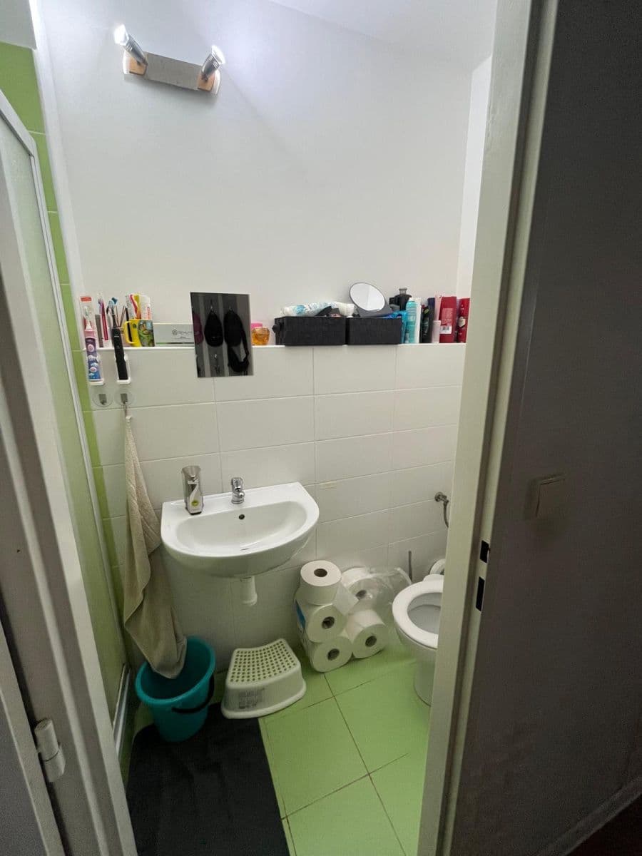 Prenájom bytu 3-izbový 60 m², Lipůvka, Jihomoravský kraj Prenájom bytu 3-izbový 60 m², Lipůvka, Jihomoravský kraj