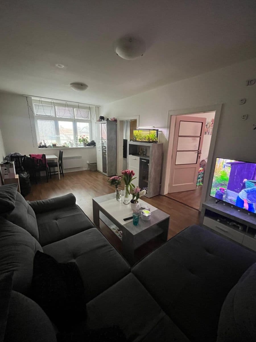 Prenájom bytu 3-izbový 60 m², Lipůvka, Jihomoravský kraj Prenájom bytu 3-izbový 60 m², Lipůvka, Jihomoravský kraj