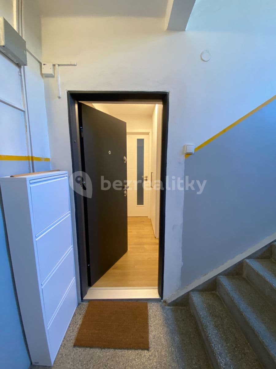 Prenájom bytu 2-izbový 50 m², Jeremenkova, Praha, Praha Prenájom bytu 2-izbový 50 m², Jeremenkova, Praha, Praha