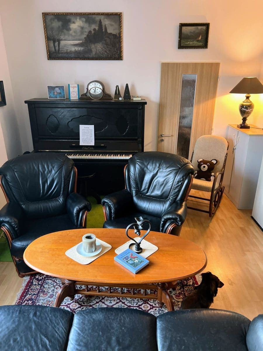 Prenájom bytu 85 m², Pod Štěpem, Praha, Praha Prenájom bytu 85 m², Pod Štěpem, Praha, Praha