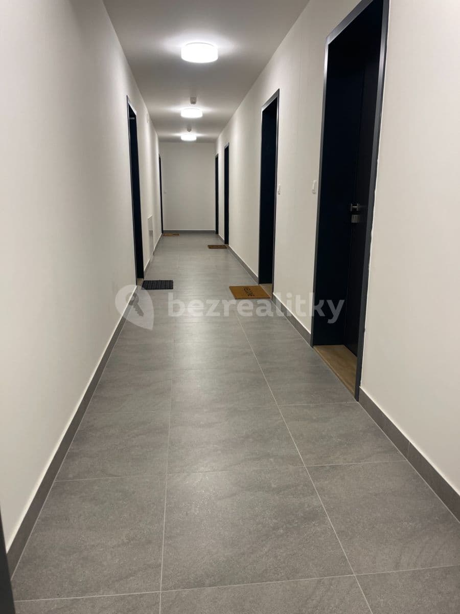 Prenájom bytu 1-izbový 36 m², Střídavá, Praha, Praha Prenájom bytu 1-izbový 36 m², Střídavá, Praha, Praha