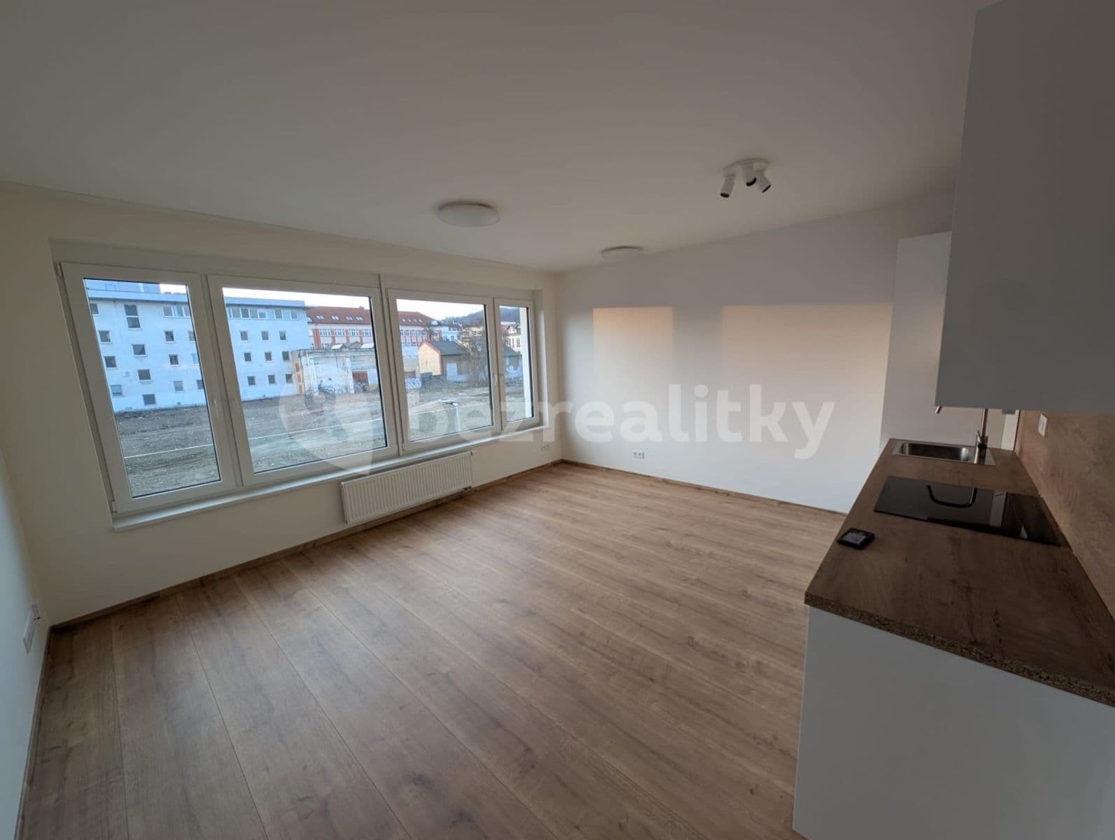 Prenájom bytu 1-izbový 36 m², Střídavá, Praha, Praha Prenájom bytu 1-izbový 36 m², Střídavá, Praha, Praha