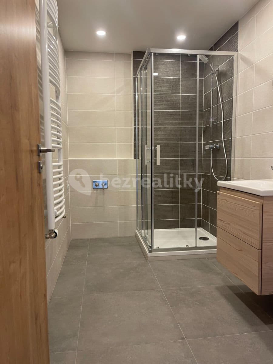 Prenájom bytu 1-izbový 36 m², Střídavá, Praha, Praha Prenájom bytu 1-izbový 36 m², Střídavá, Praha, Praha