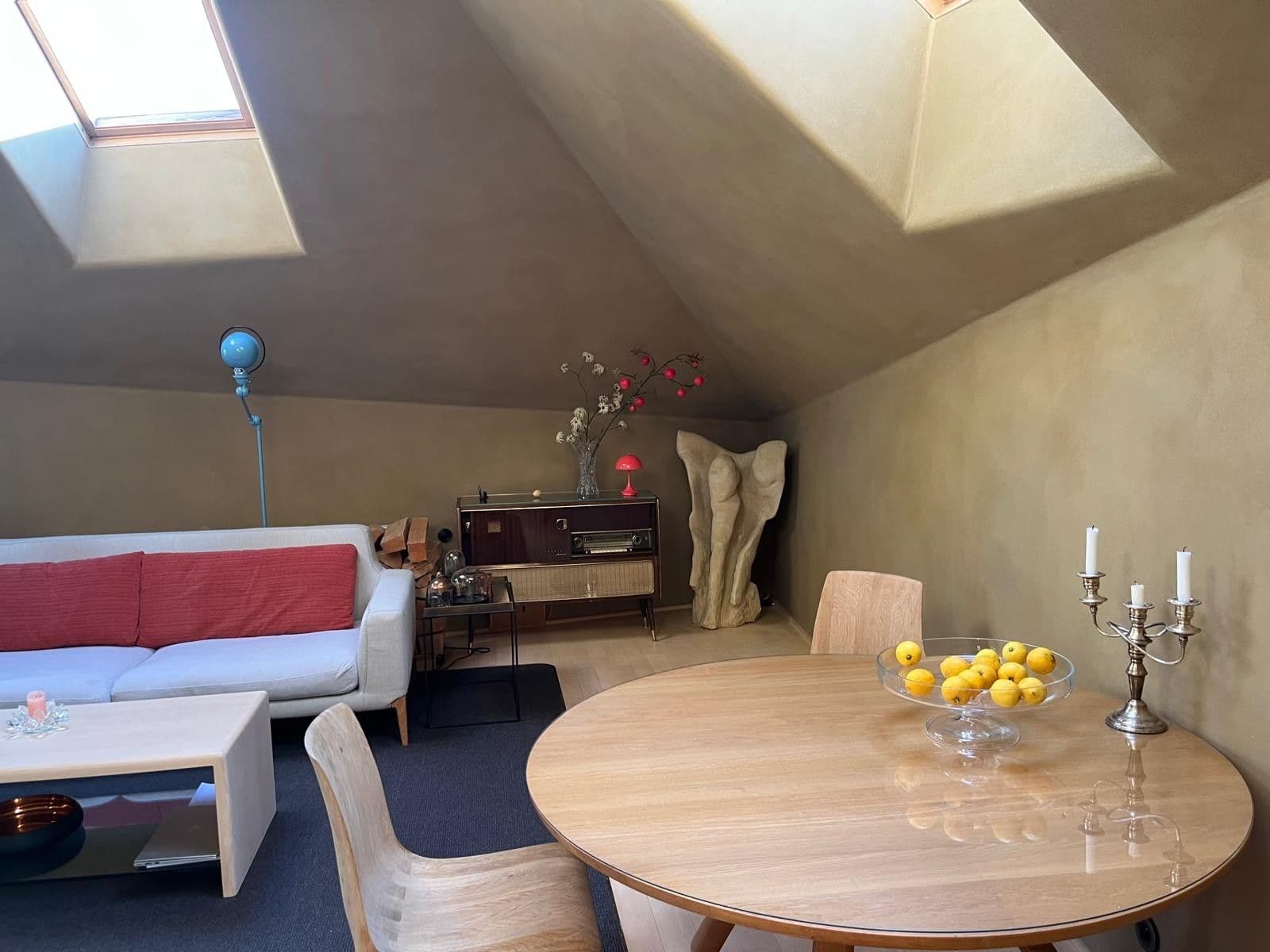 Prenájom bytu 4-izbový 220 m², Na Okraji, Praha, Praha Prenájom bytu 4-izbový 220 m², Na Okraji, Praha, Praha