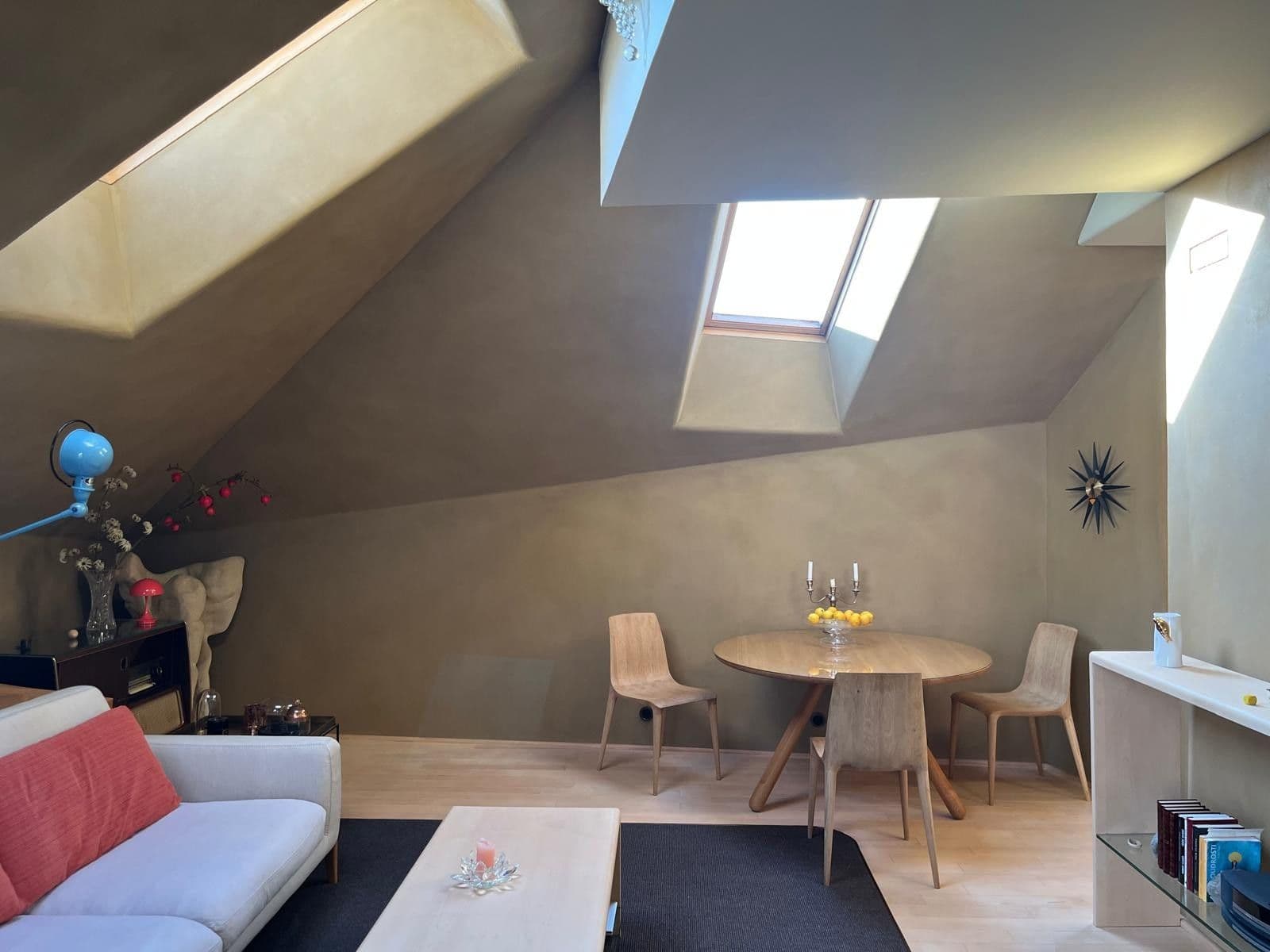 Prenájom bytu 4-izbový 220 m², Na Okraji, Praha, Praha Prenájom bytu 4-izbový 220 m², Na Okraji, Praha, Praha