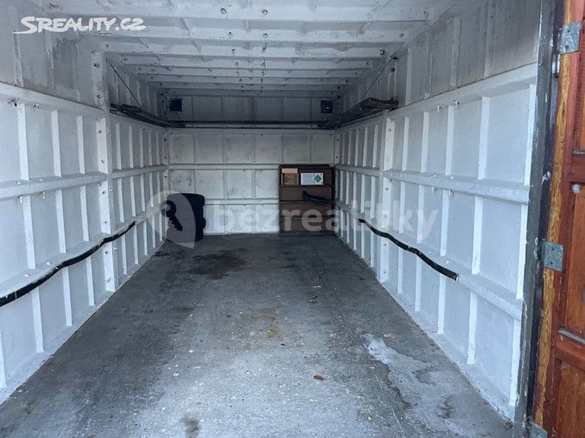 Prenájom garáže 19 m², Boleslavova, Praha, Praha Prenájom garáže 19 m², Boleslavova, Praha, Praha