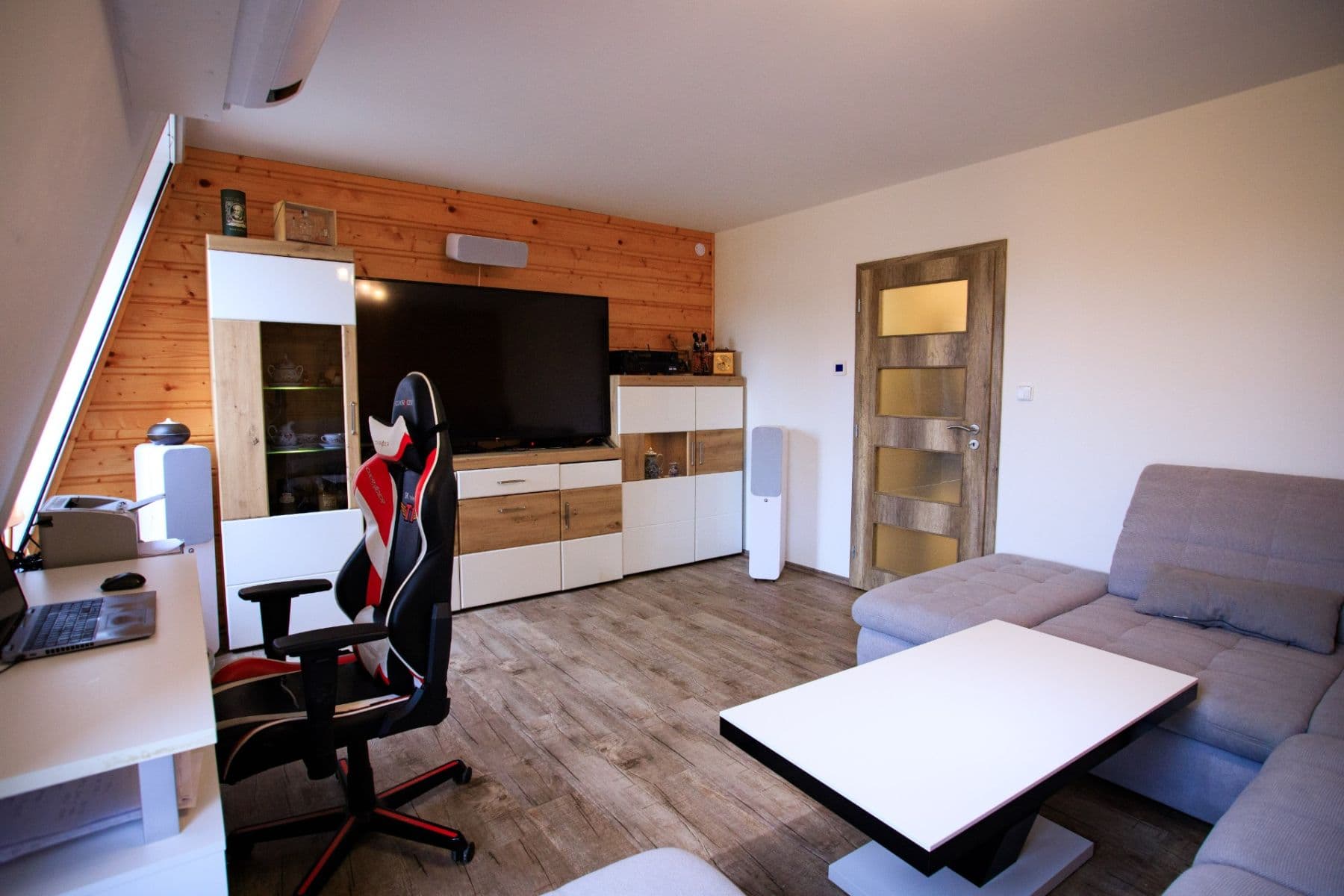 Predaj bytu 88 m², Dolní Bečva, Zlínský kraj Predaj bytu 88 m², Dolní Bečva, Zlínský kraj