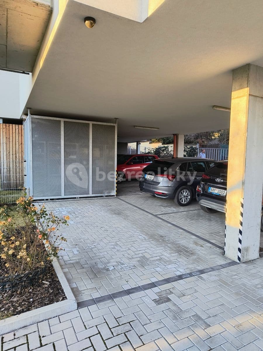 Prenájom bytu 2-izbový 51 m², Karlická, Praha, Praha Prenájom bytu 2-izbový 51 m², Karlická, Praha, Praha