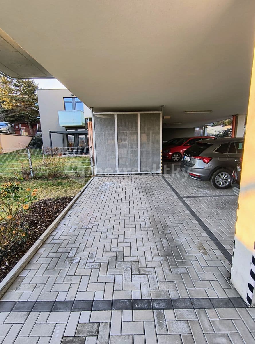 Prenájom bytu 2-izbový 51 m², Karlická, Praha, Praha Prenájom bytu 2-izbový 51 m², Karlická, Praha, Praha