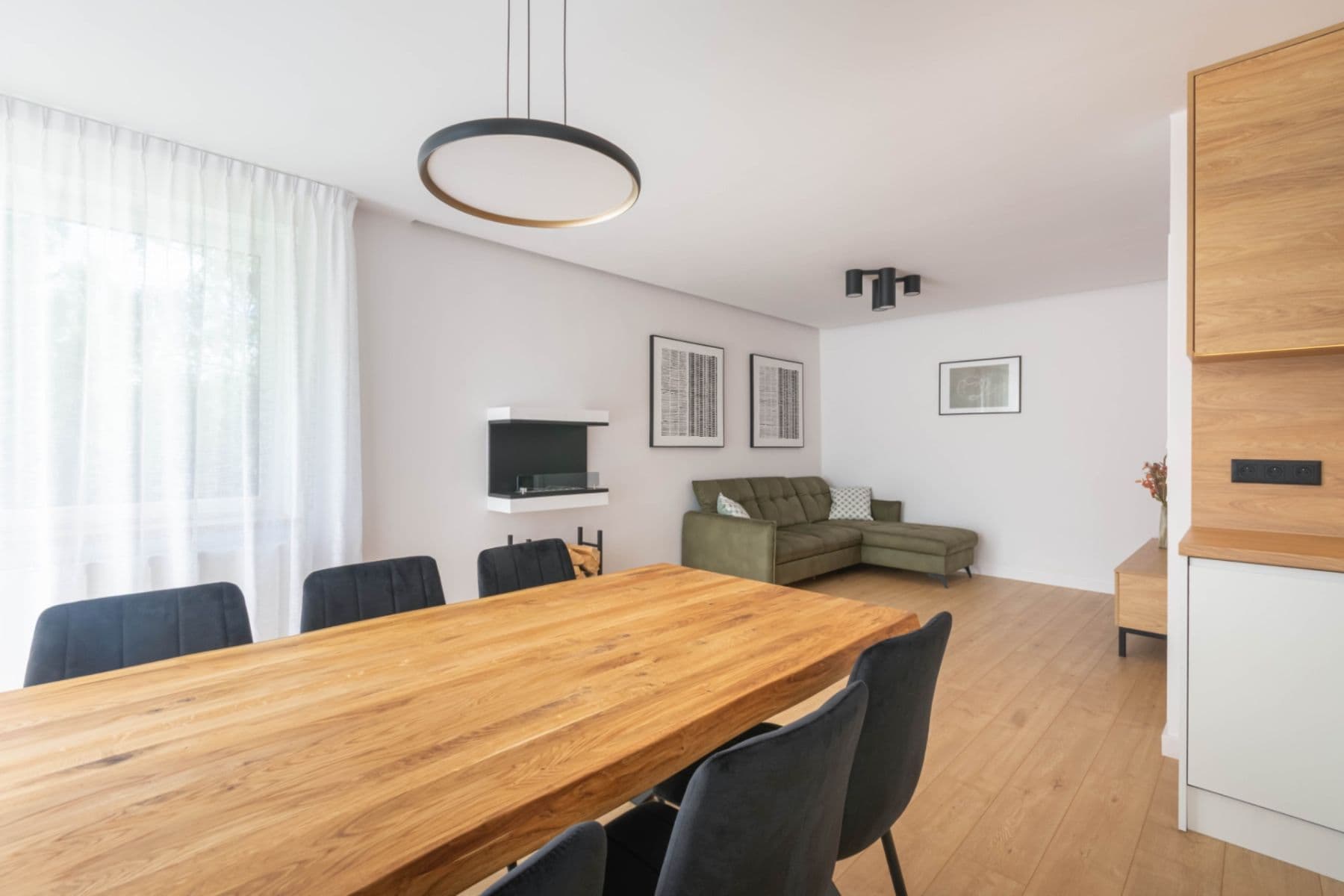 Prenájom bytu 3-izbový 85 m², Harrachov, Liberecký kraj Prenájom bytu 3-izbový 85 m², Harrachov, Liberecký kraj