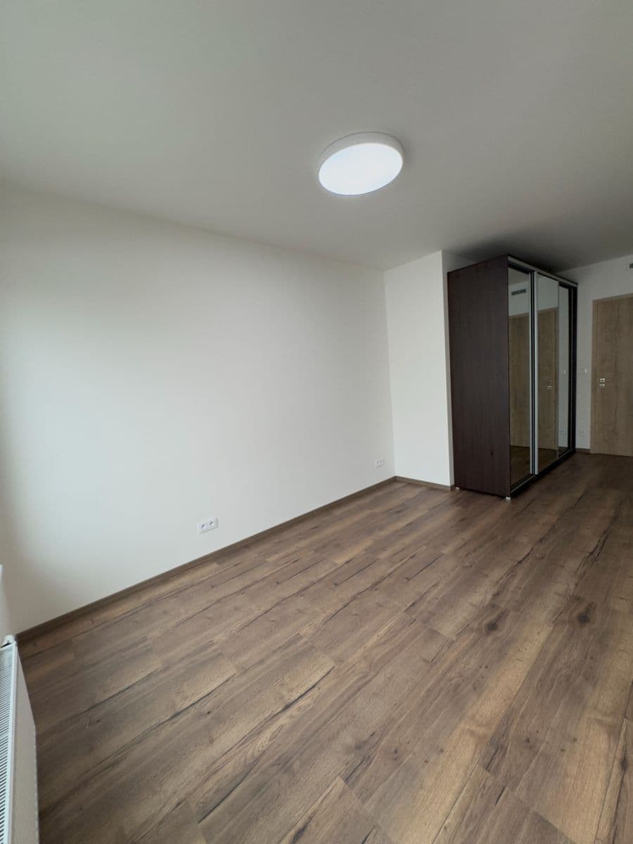 Prenájom bytu 2-izbový 54 m², Kolbenova, Praha, Praha Prenájom bytu 2-izbový 54 m², Kolbenova, Praha, Praha