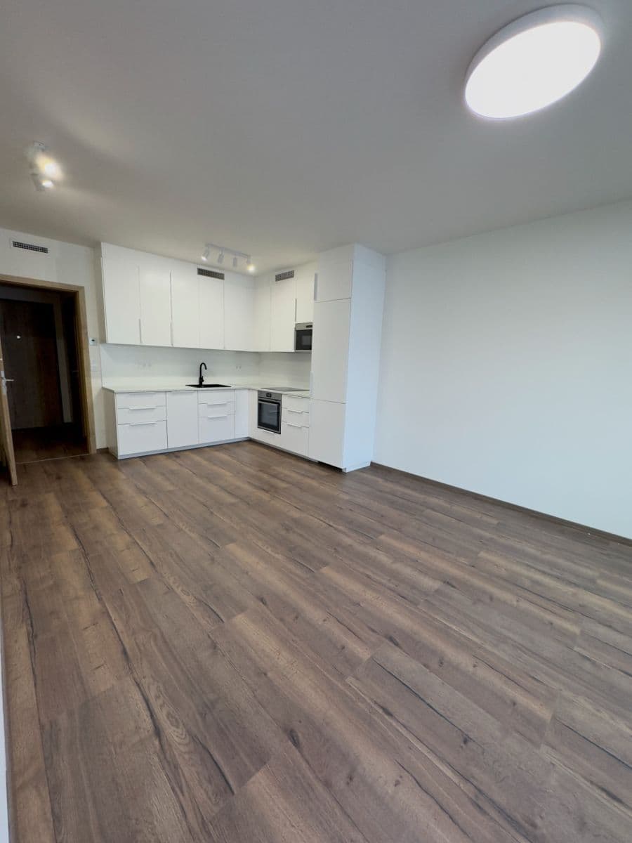 Prenájom bytu 2-izbový 54 m², Kolbenova, Praha, Praha Prenájom bytu 2-izbový 54 m², Kolbenova, Praha, Praha