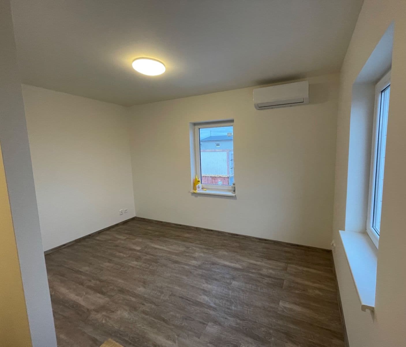 Prenájom bytu 2-izbový 45 m², Ptice, Středočeský kraj Prenájom bytu 2-izbový 45 m², Ptice, Středočeský kraj