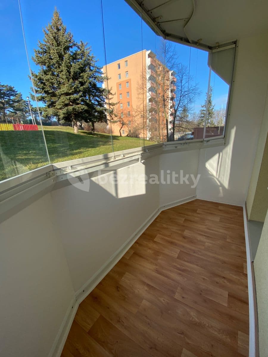 Prenájom bytu 3-izbový 74 m², Pod Soudním vrchem, Znojmo, Jihomoravský kraj Prenájom bytu 3-izbový 74 m², Pod Soudním vrchem, Znojmo, Jihomoravský kraj
