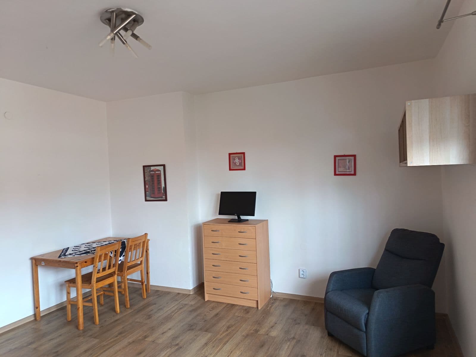 Prenájom bytu 1-izbový 31 m², Raisova, Prostějov, Olomoucký kraj Prenájom bytu 1-izbový 31 m², Raisova, Prostějov, Olomoucký kraj