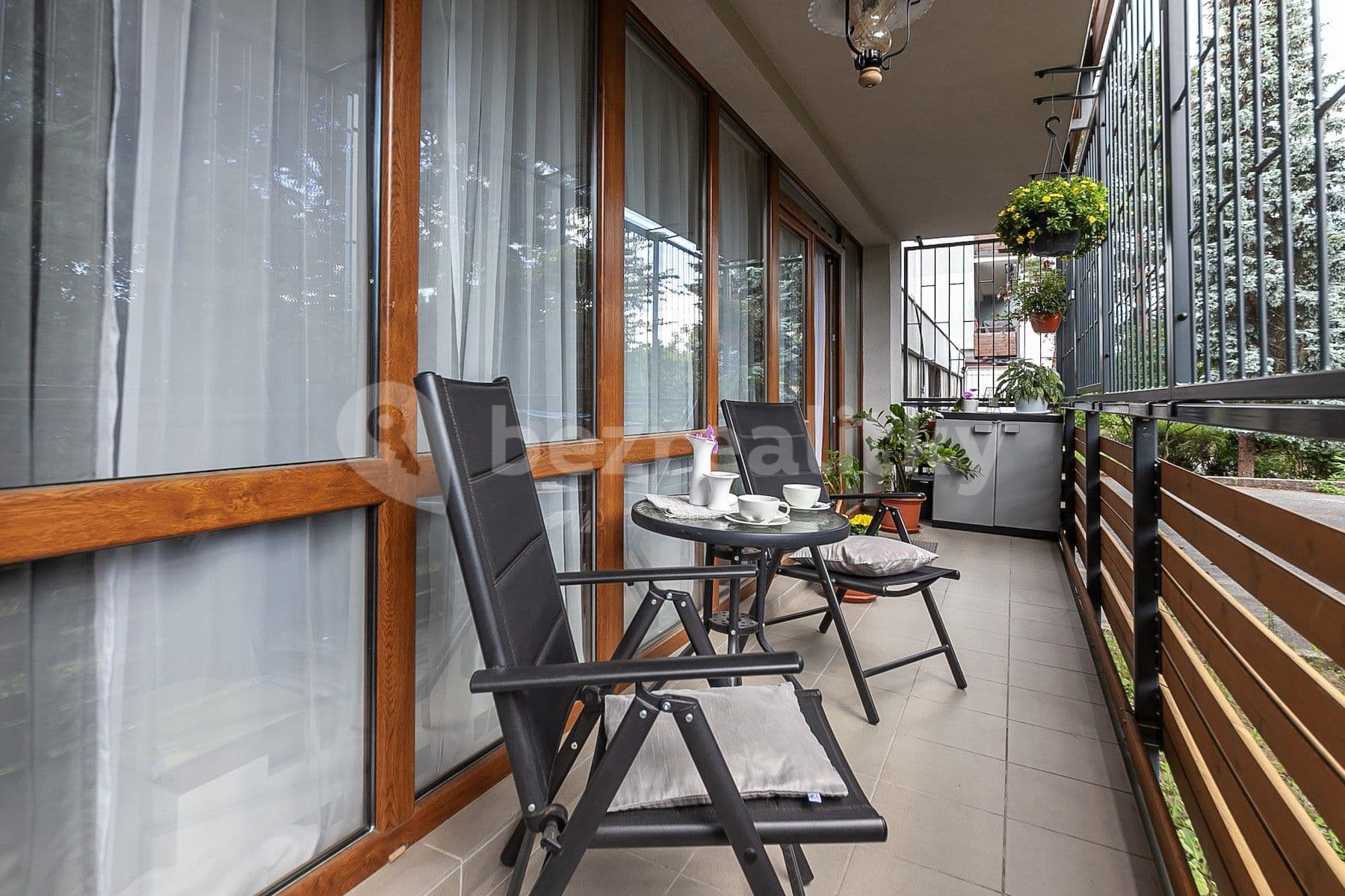 Prenájom bytu 4-izbový 86 m², Zelený pruh, Praha, Praha Prenájom bytu 4-izbový 86 m², Zelený pruh, Praha, Praha