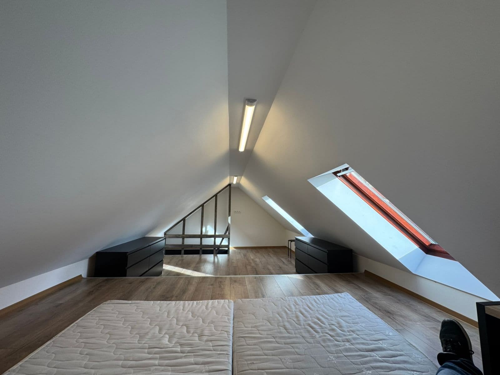 Prenájom bytu 3-izbový 70 m², Hlubočepská, Praha, Praha Prenájom bytu 3-izbový 70 m², Hlubočepská, Praha, Praha