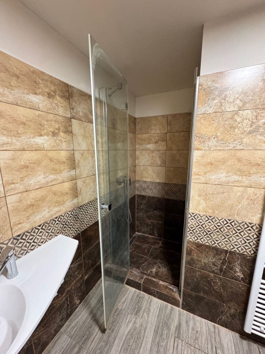 Prenájom bytu 2-izbový 60 m², Štenclova, Dašice, Pardubický kraj Prenájom bytu 2-izbový 60 m², Štenclova, Dašice, Pardubický kraj