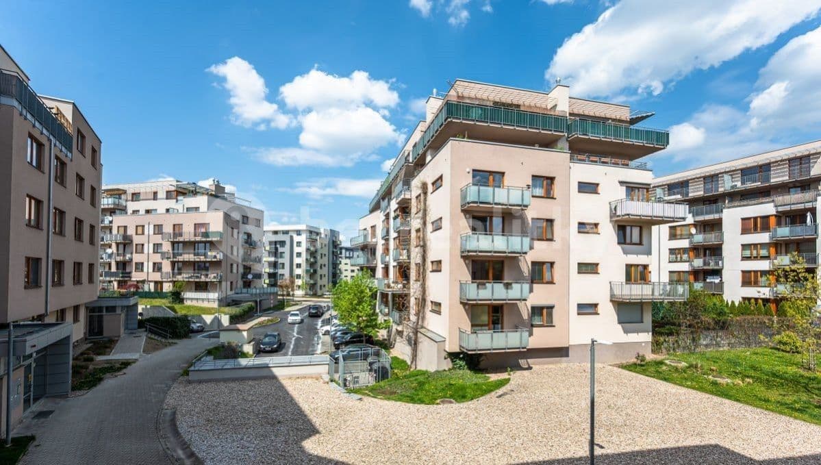 Prenájom bytu 2-izbový 54 m², Bratislavská, Praha, Praha Prenájom bytu 2-izbový 54 m², Bratislavská, Praha, Praha