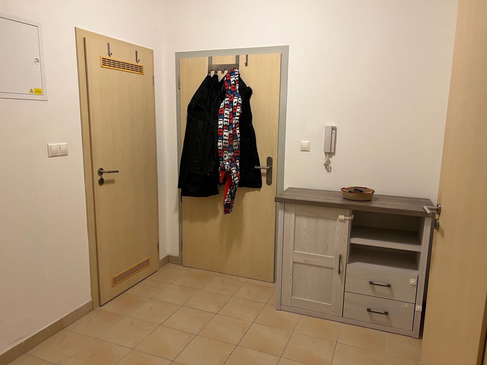 Prenájom bytu 2-izbový 54 m², Bratislavská, Praha, Praha Prenájom bytu 2-izbový 54 m², Bratislavská, Praha, Praha