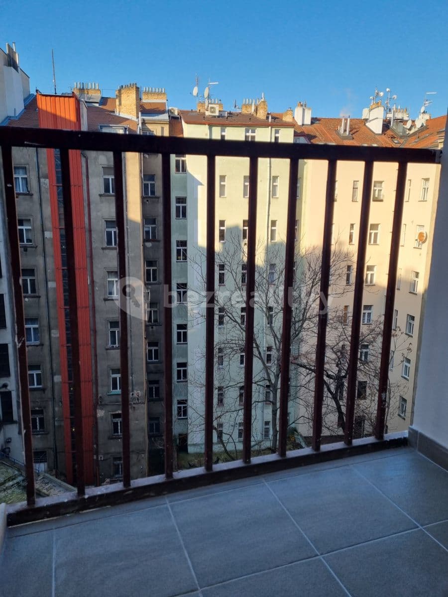 Prenájom bytu 1-izbový 30 m², Praha, Praha Prenájom bytu 1-izbový 30 m², Praha, Praha