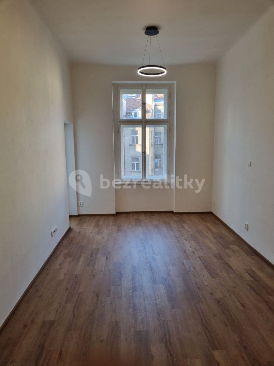 Prenájom bytu 1-izbový 30 m², Praha, Praha Prenájom bytu 1-izbový 30 m², Praha, Praha