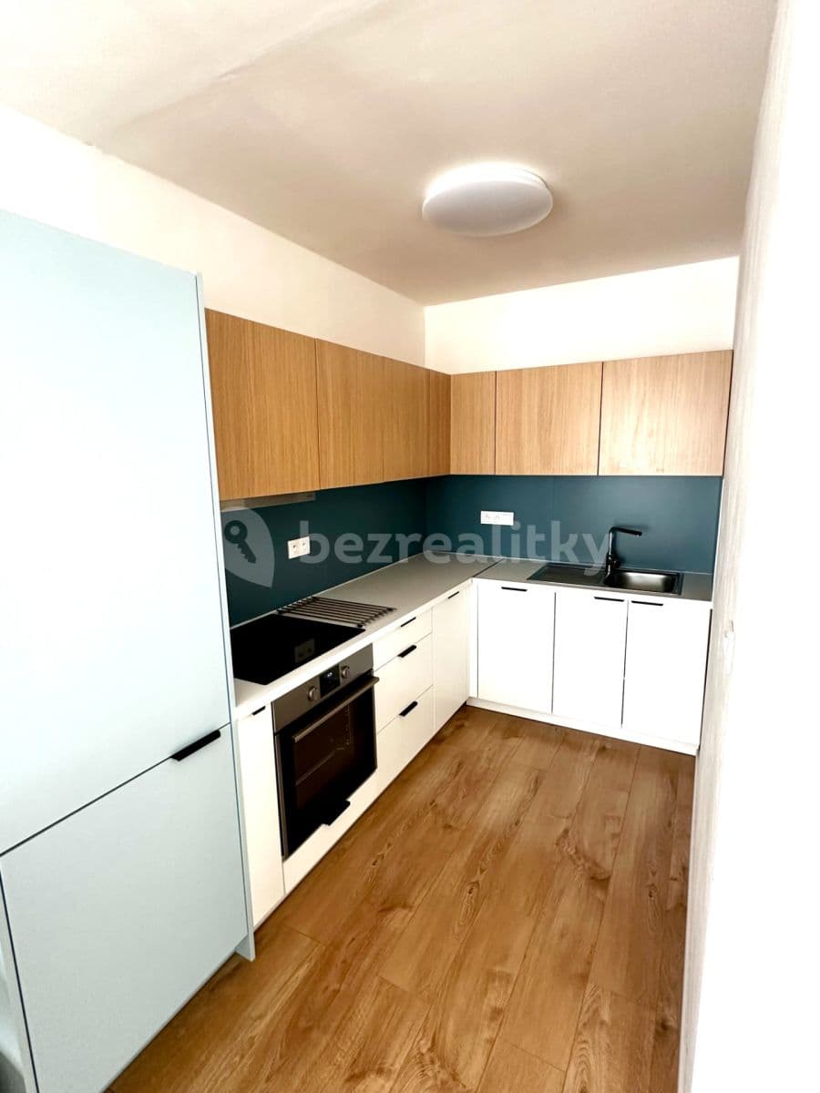 Prenájom bytu 2-izbový 45 m², Frýdlantská, Praha, Praha Prenájom bytu 2-izbový 45 m², Frýdlantská, Praha, Praha