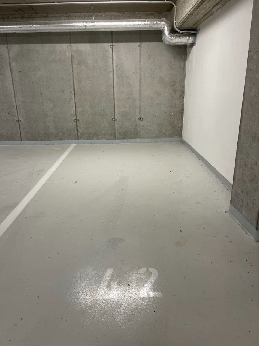 Prenájom garáže 15 m², U Sportovní školy, Pardubice, Pardubický kraj Prenájom garáže 15 m², U Sportovní školy, Pardubice, Pardubický kraj