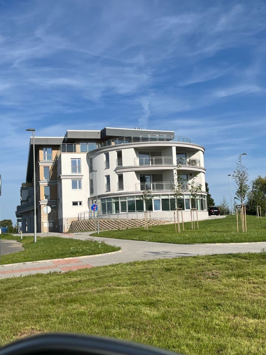 Prenájom garáže 15 m², U Sportovní školy, Pardubice, Pardubický kraj Prenájom garáže 15 m², U Sportovní školy, Pardubice, Pardubický kraj