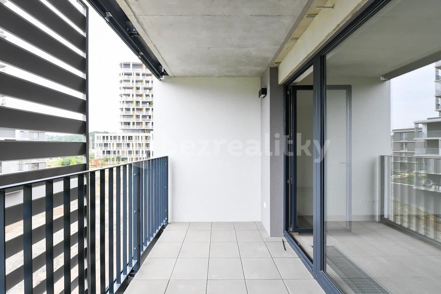 Prenájom bytu 2-izbový 66 m², Mezi Vodami, Praha, Praha Prenájom bytu 2-izbový 66 m², Mezi Vodami, Praha, Praha