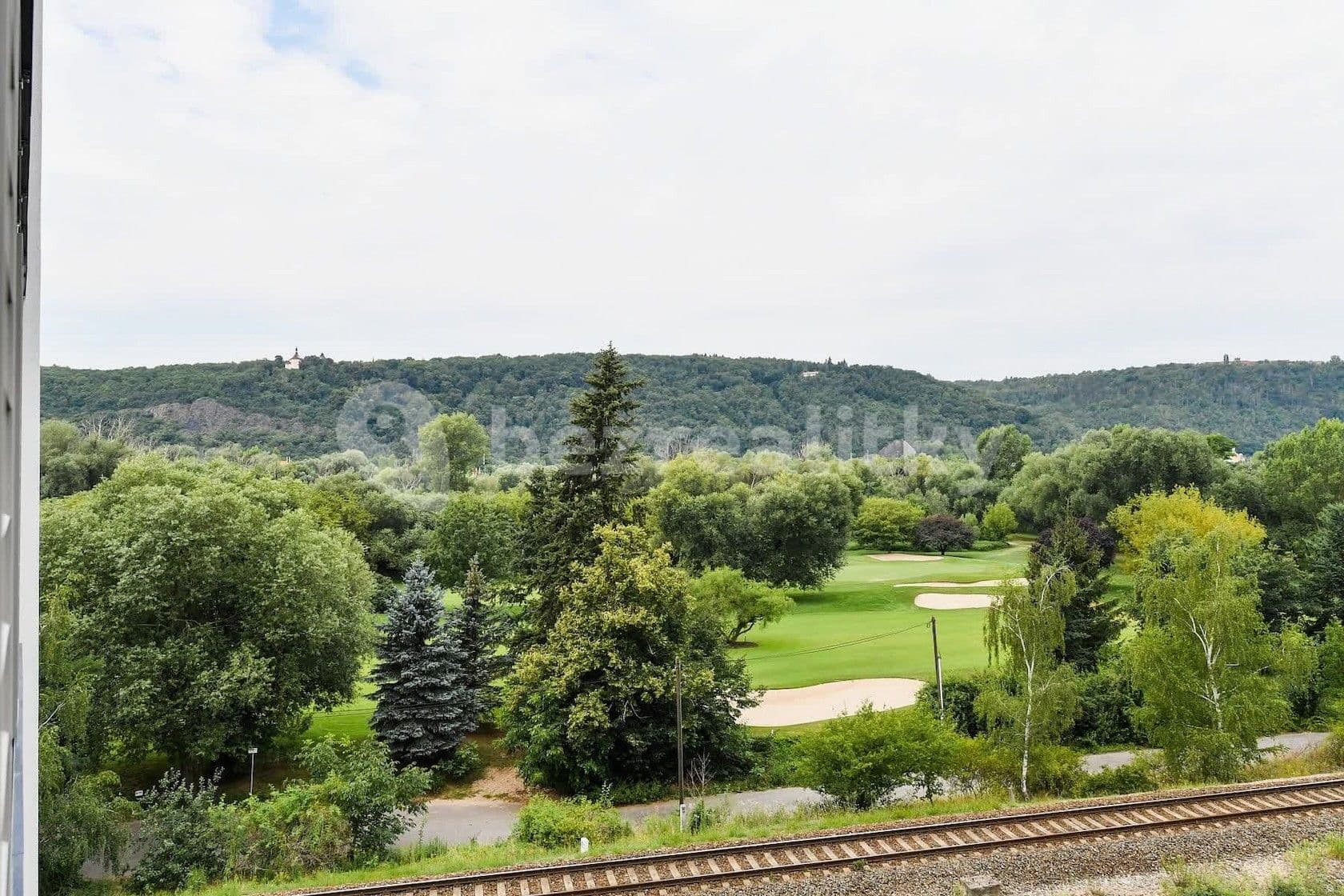 Prenájom bytu 2-izbový 66 m², Mezi Vodami, Praha, Praha Prenájom bytu 2-izbový 66 m², Mezi Vodami, Praha, Praha