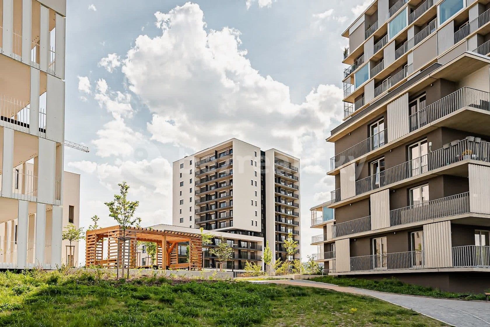 Prenájom bytu 2-izbový 66 m², Mezi Vodami, Praha, Praha Prenájom bytu 2-izbový 66 m², Mezi Vodami, Praha, Praha