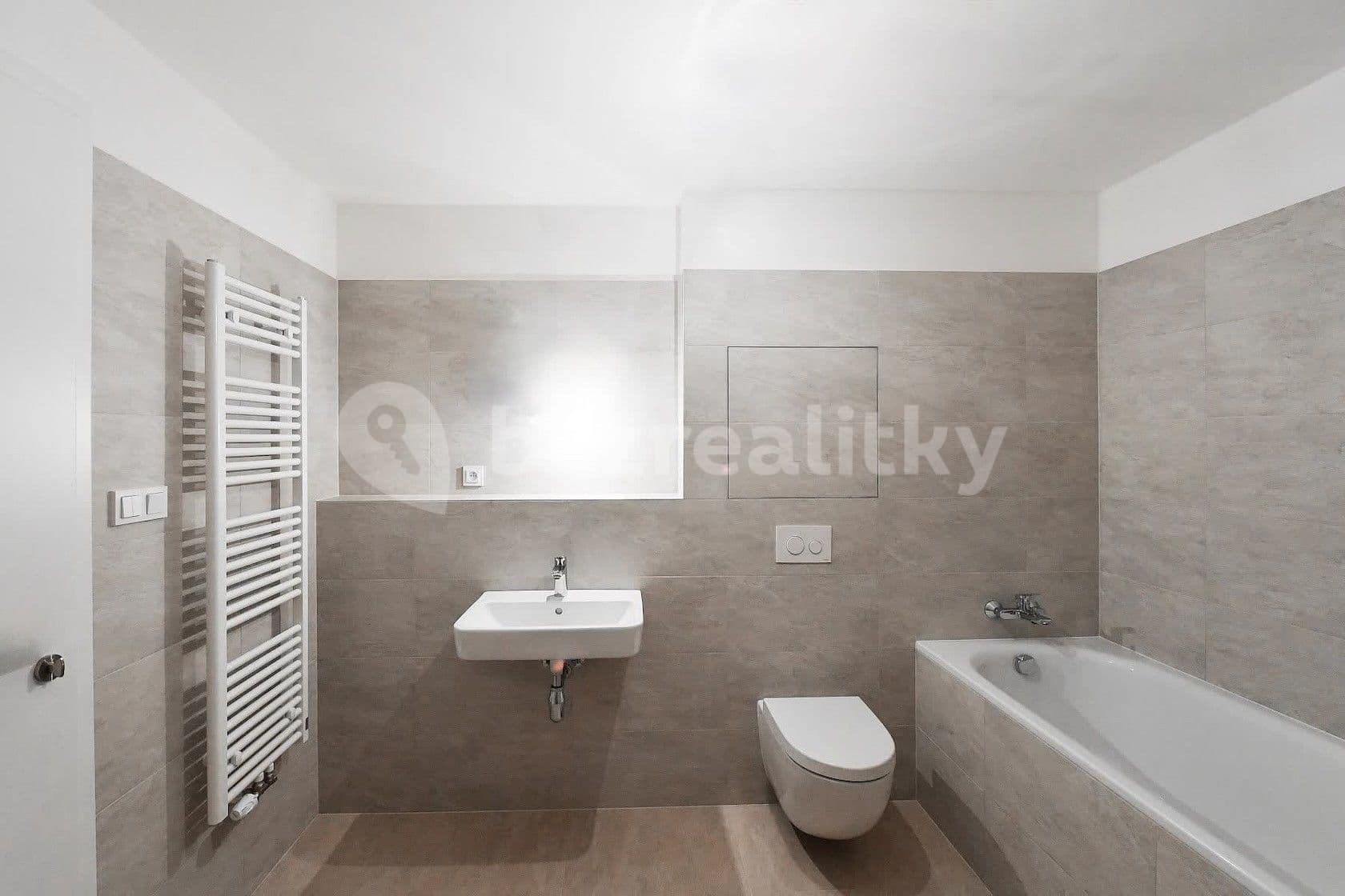 Prenájom bytu 2-izbový 66 m², Mezi Vodami, Praha, Praha Prenájom bytu 2-izbový 66 m², Mezi Vodami, Praha, Praha