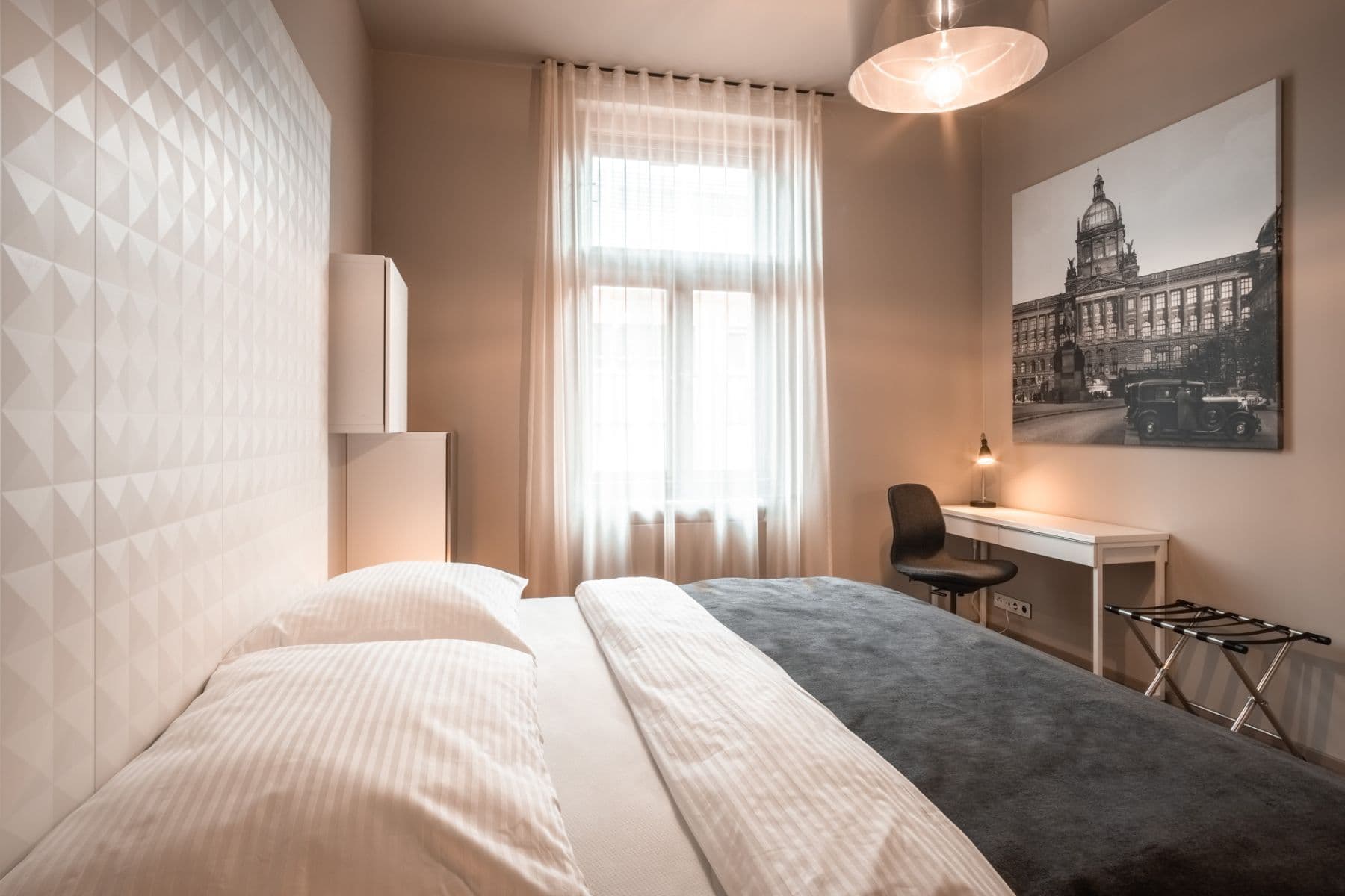 Prenájom bytu 47 m², Římská, Praha, Praha Prenájom bytu 47 m², Římská, Praha, Praha
