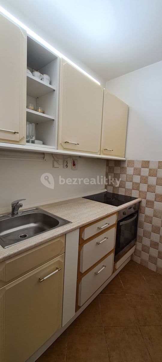 Prenájom bytu 2-izbový 41 m², Vitošská, Praha, Praha Prenájom bytu 2-izbový 41 m², Vitošská, Praha, Praha