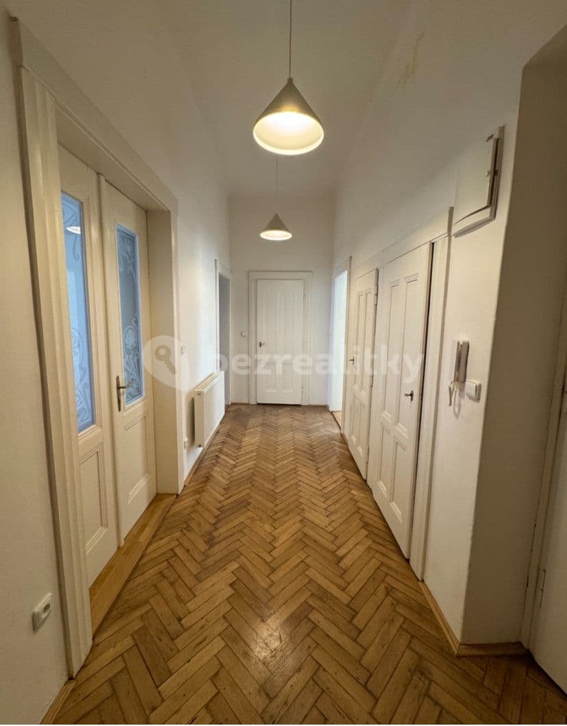 Prenájom bytu 2-izbový 88 m², Bílkova, Praha, Praha Prenájom bytu 2-izbový 88 m², Bílkova, Praha, Praha