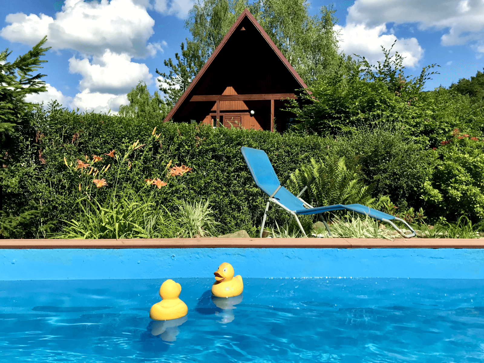 Predaj rekreačného objektu 112 m², pozemek 829 m², Nalžovice, Středočeský kraj Predaj rekreačného objektu 112 m², pozemek 829 m², Nalžovice, Středočeský kraj