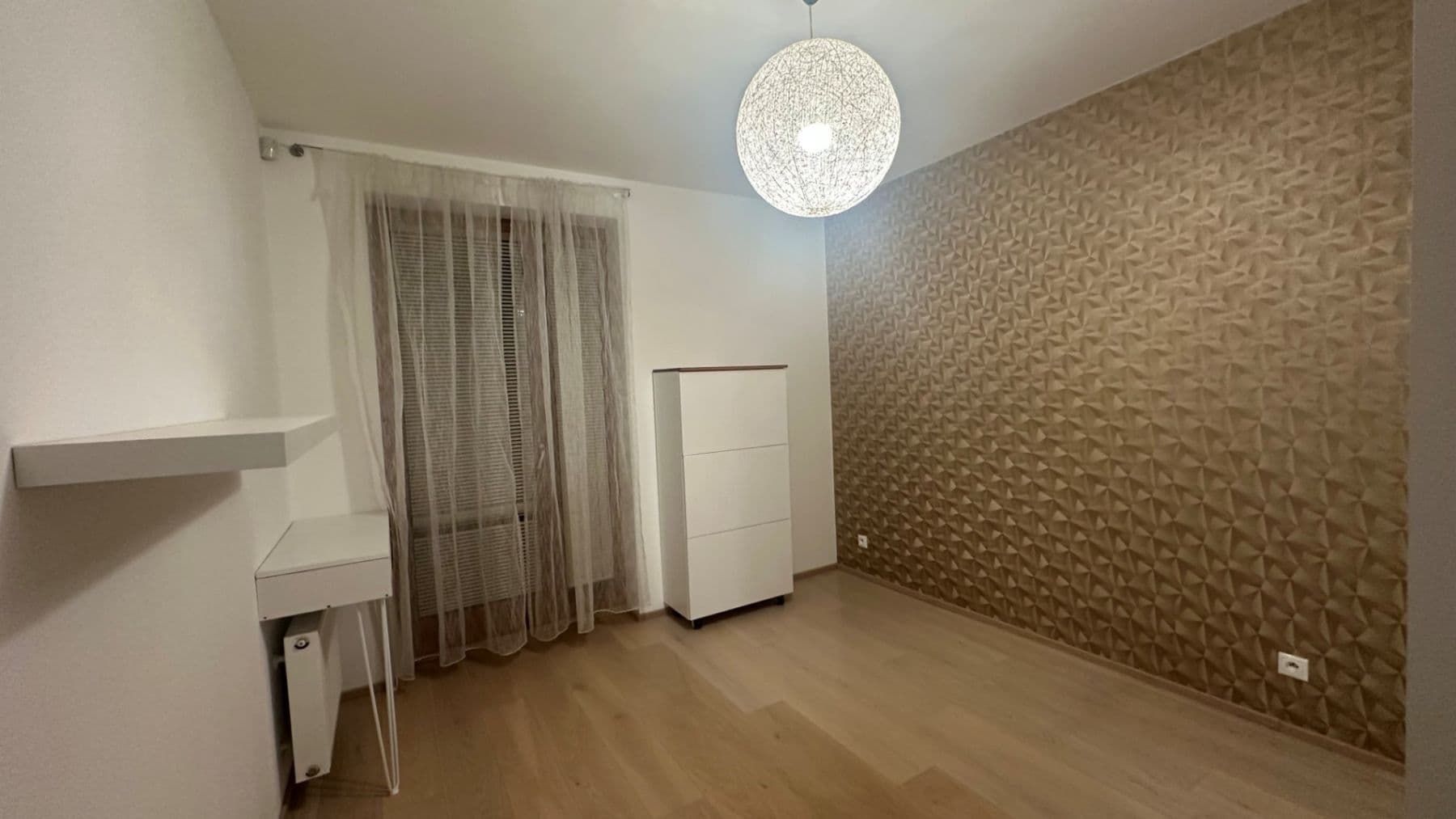 Prenájom bytu 2-izbový 57 m², Pickova, Praha, Praha Prenájom bytu 2-izbový 57 m², Pickova, Praha, Praha