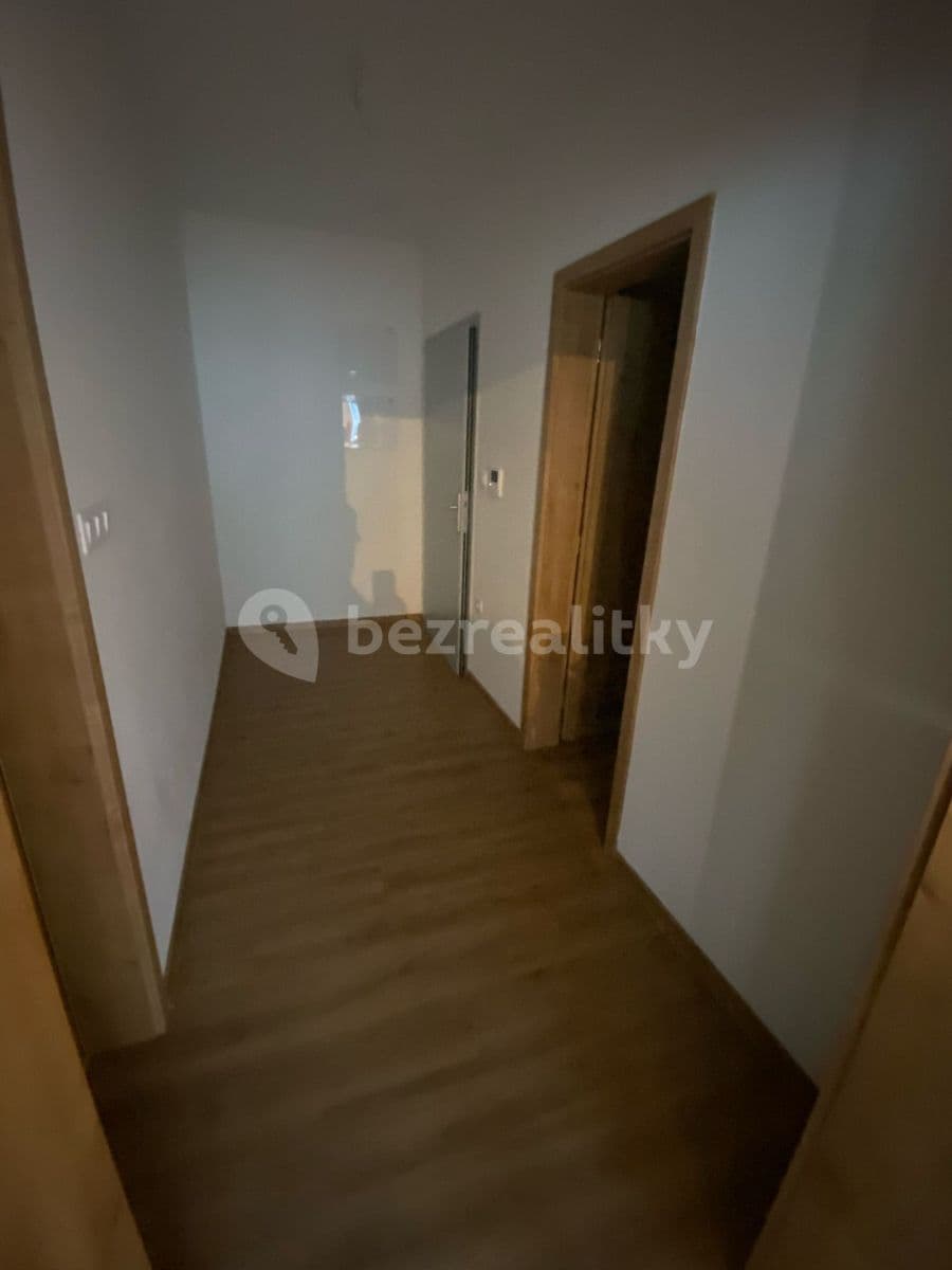 Prenájom bytu 2-izbový 62 m², Moravské Budějovice, Kraj Vysočina Prenájom bytu 2-izbový 62 m², Moravské Budějovice, Kraj Vysočina