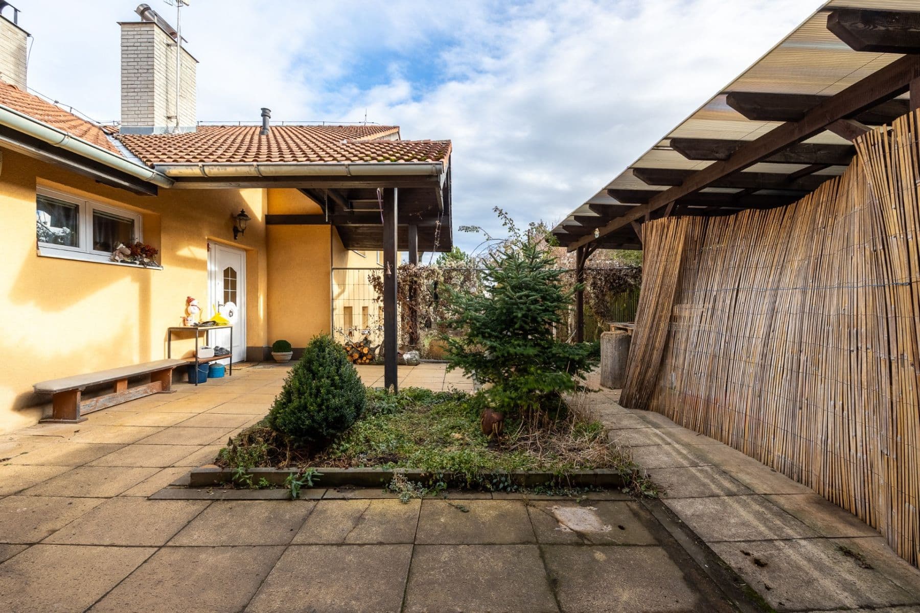 Predaj domu 203 m², pozemek 873 m², Příčná, Radonice, Středočeský kraj Predaj domu 203 m², pozemek 873 m², Příčná, Radonice, Středočeský kraj